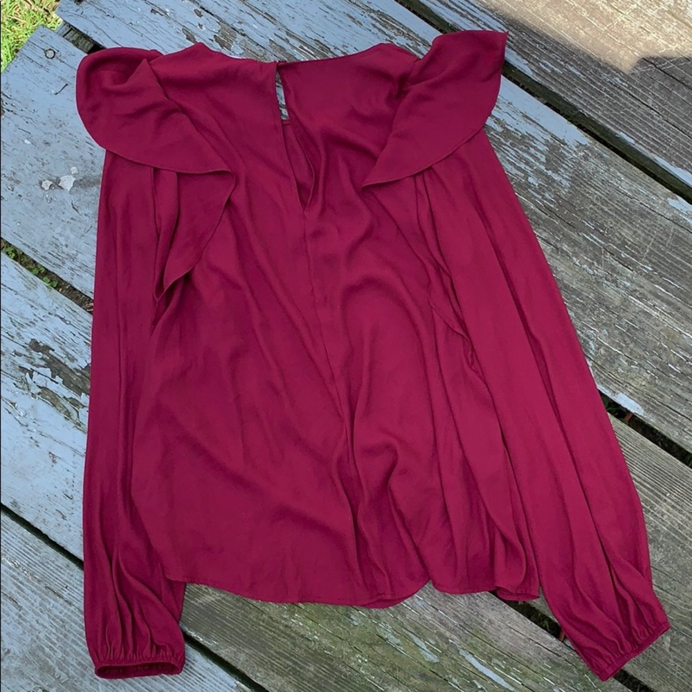 🍷Lush Ruffle Top Maroon Wine Small - Picture 4 of 5